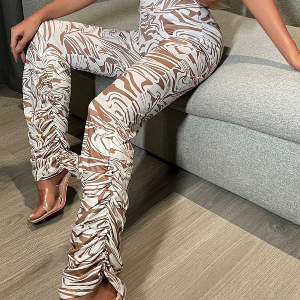 SHEIN Brown and White Patterned Skinny Pants